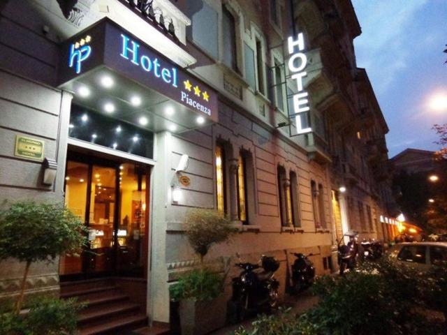 Hotel Piacenza, Milan